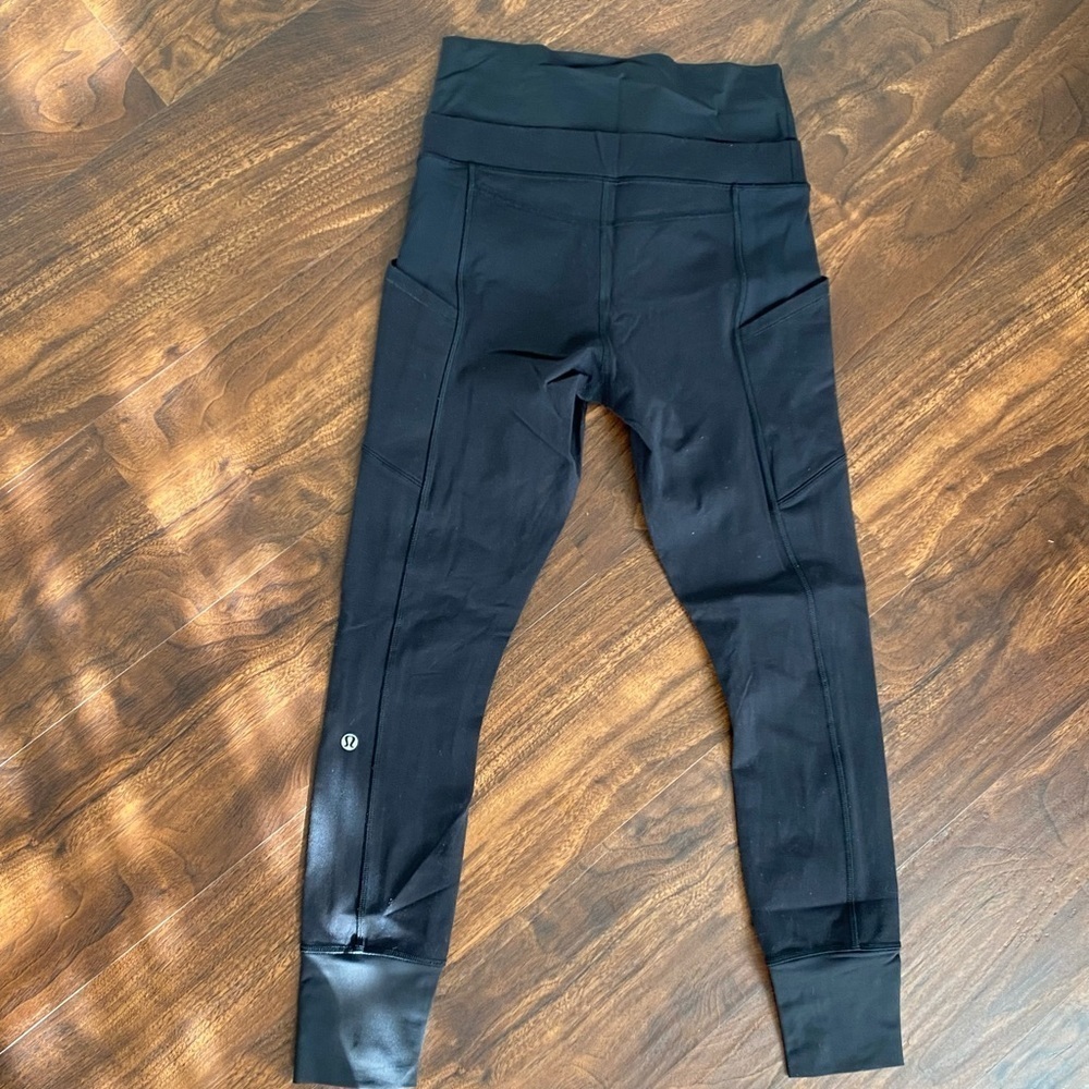 Lululemon En Route Crop Black Size 4-6 - Picture 6 of 9